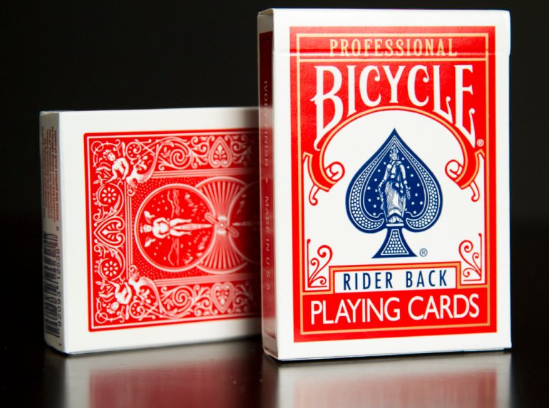 Most Famous Playing Card Brands (For Casino Owners) Casinoz