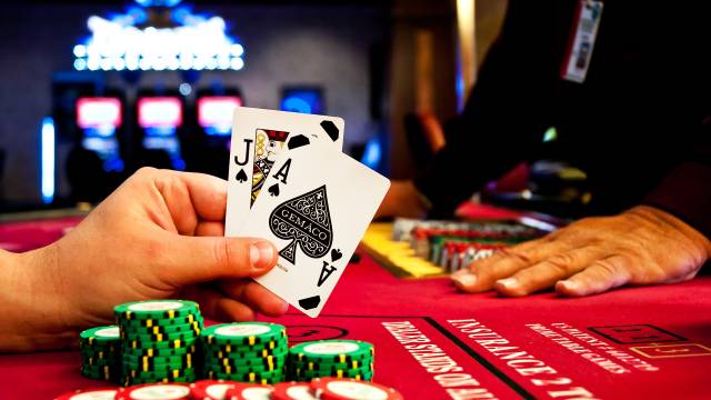 Common Myths and Misconceptions About Blackjack