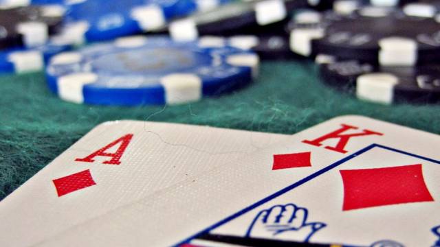 How Card Counting in Blackjack Helps You Beat the Casino