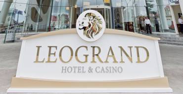 Leogrand Casino Batumi: Hotel and casino entrance