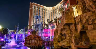 Treasure Island Hotel and Casino Las Vegas: Treasure Island Complex