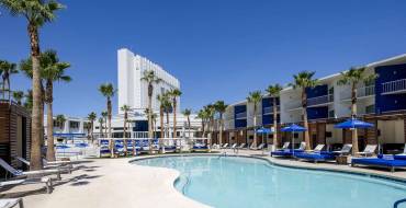 Tropicana Resort & Casino Las Vegas: Swimming pool