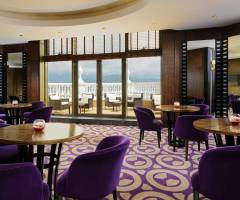 Casino Peace Batumi: Club Lounge