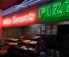 Arizona Charlie's Decatur Hotel and Casino Las Vegas: Noble Roman Pizza